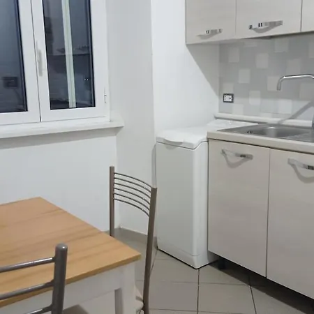 Apartment 6 - The House Of Oranges *