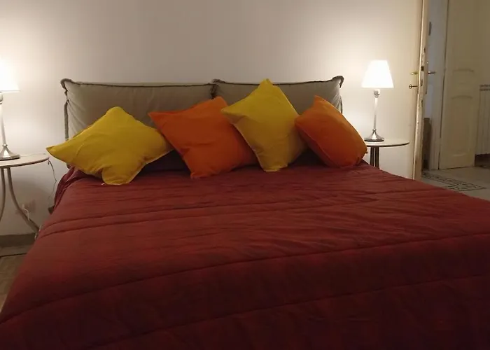 6 - The House Of Oranges * Rom